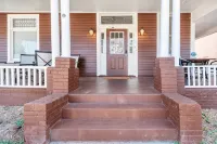 The Central Stay on Main 1b/1bth