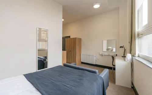 JOIVY Meadows Park En-Suite Rooms