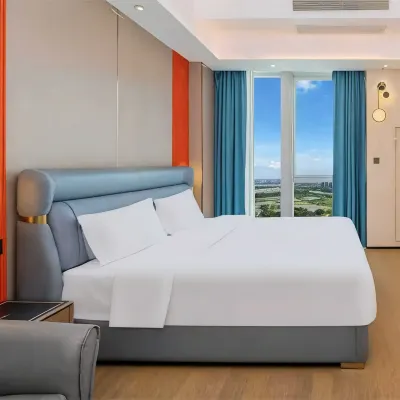 Manhuali International Apartment (Shunde OCT Happy Coast Plus) Hotels near Shunde College Station