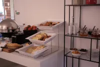 索尼霍旗下阿布里亞爾酒店 - 早餐