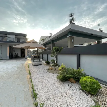 19A Villa 12Pax karaoke Pool table BBQ 6 Parking