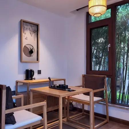 Lanshanju Hotel
