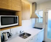 Merivale Court Large Studio-Unit 2 Hotels in 