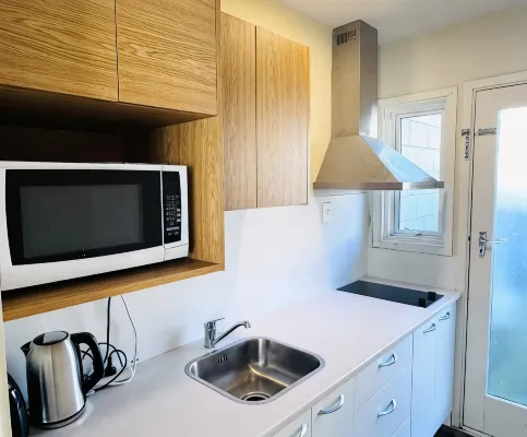 Merivale Court Large Studio-Unit 2 - 2-Star