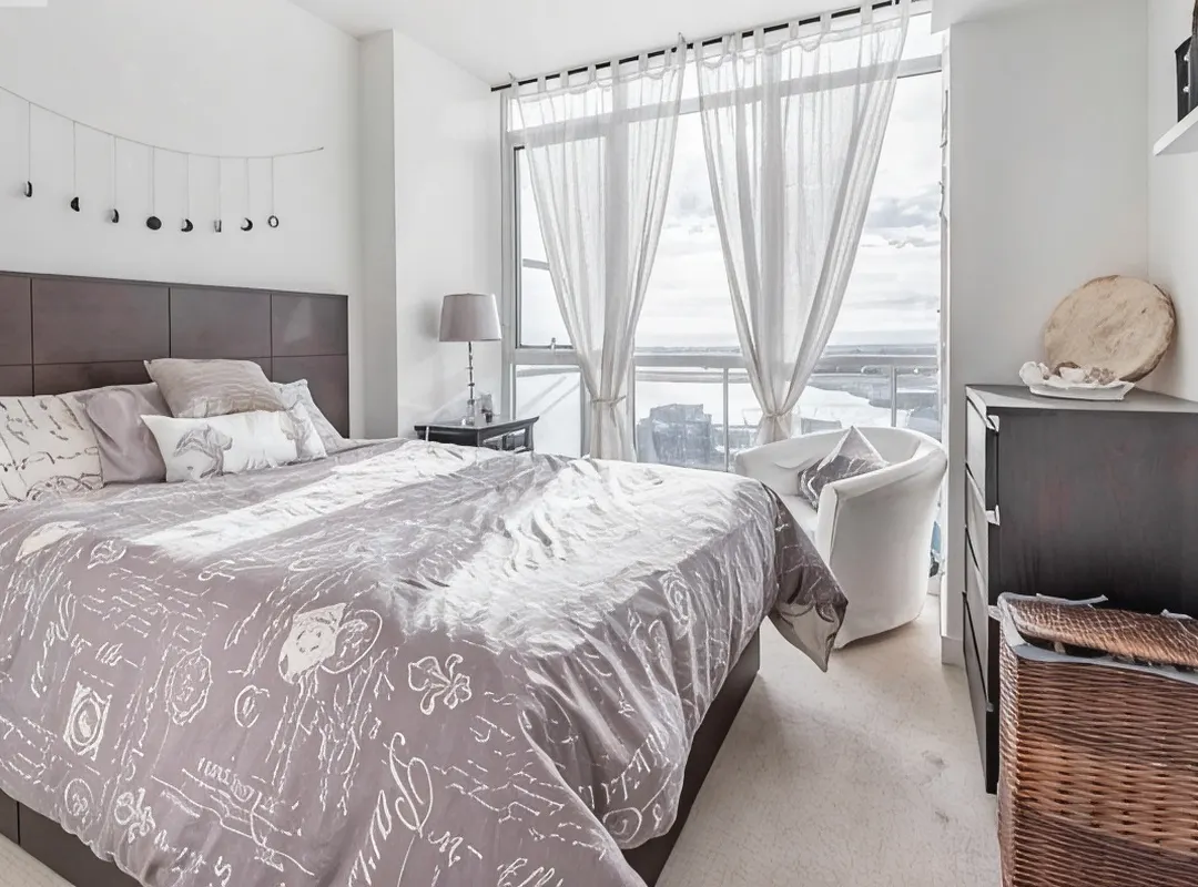 Water Views On The Lake 24/7 Serviced Hotel - Toronto