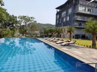 Katra Marriott Resort & Spa - Pools