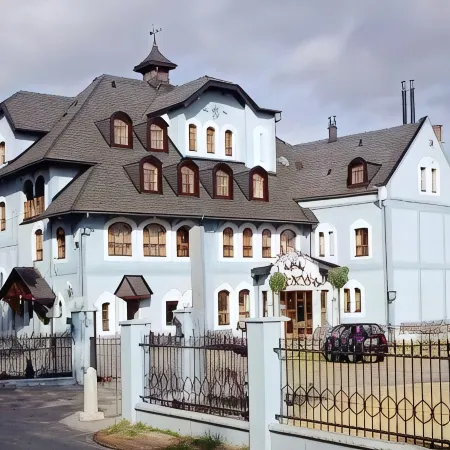 AGH Hotel