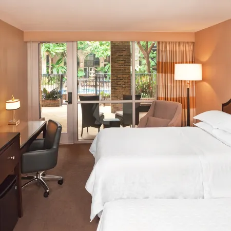 Courtland Grand Hotel, Trademark Collection by Wyndham