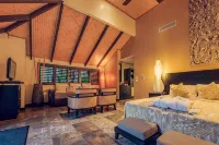 Crown Beach Resort & Spa - balcony