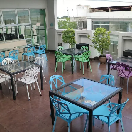 Avenue Suites Hotel