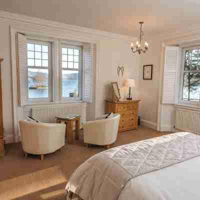 Stronachlachar Lodge - spacious with cinematic views, direct access to loch. Rooms