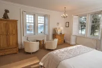 Stronachlachar Lodge - spacious with cinematic views, direct access to loch. - 4つ星