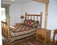 溪畔阿米什原木小屋 - 小木屋