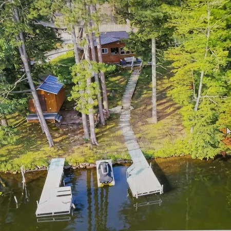 Charming 2-Bedroom Cottage Lake Property with Kayaks Firepit and Great Fishing!