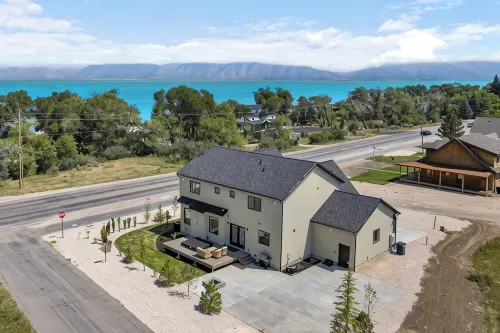 Gorgeous, BRAND NEW home in the heart of Garden City! Perfect location! - 4-Star