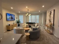 J Cornerstone Modern House Charming 4 Room Townhome in Delightful Fredericksburg - Homestays