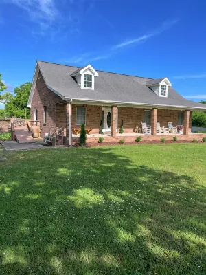 3Br House 2mi to DaleHollowLake Boat Ramp & Sulphur Creek Resort with Boat Slip - Homestays
