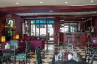 Betsy's Hotel