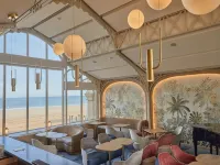 Le Grand Hotel des Thermes Hotels near Sillon Beach