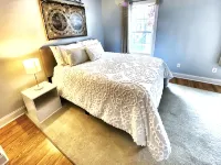 LAKEFRONT HOME NEAR DOWNTOWN CHARLESTON|4 BEDROOMS - Balcony
