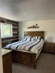 Cabin - Hot Tub - View - Abundant Wildlife - Private - 120 Acres - River -Spring - 3 stjerner