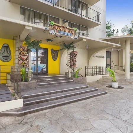 Ohia Waikiki Studio Suites