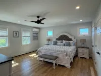 Newly renovated beach home with many amenities!