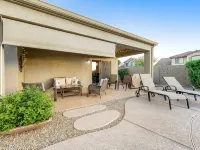 NEW! Cozy desert getaway with private backyard and seasonal pool! Hotels in New River
