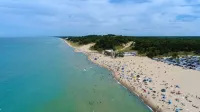 Private Downtown Apt, King Bed, Jet Bath, Fireplace, Grill, near Indiana Dunes