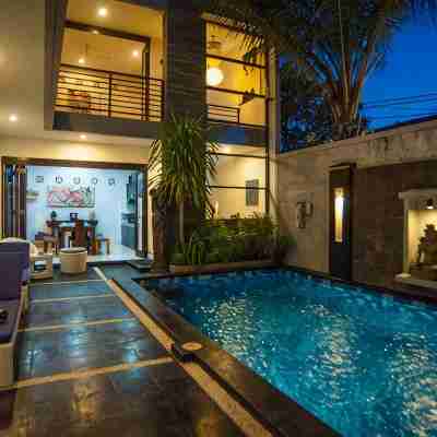 PENELOPY VILLA 1 NEAR EAT STREET OBEROI. Fitness & Recreational Facilities