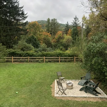 Stockbridge Village Cottage With Mountain View’s and walk to town