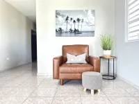 New Large Saltwater Pool-Quiet Area-5 min to beach
