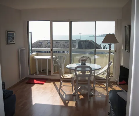 Studio with beautiful sea view EXCEPTIONAL 50m FROM THE BEACH WITHOUT OPPOSITE - Wi-Fi