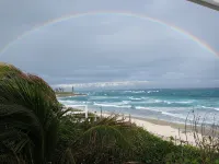 Beachfront paradise: Spectacular views, huge deck, central location, backup gen!