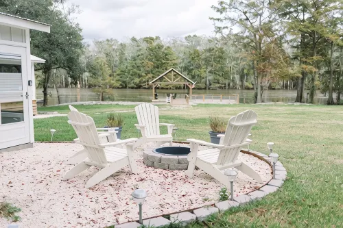Studio style Cabana on the river