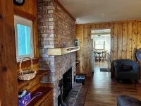 Cozy 2-bedroom cabin between Levering and Cheboygan on Lancaster Lake - Chalets