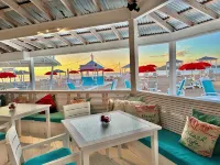 Waterfront 3-Bedroom Villa at Popular Chrishi Beach, Nevis with Everything! - Wi-Fi