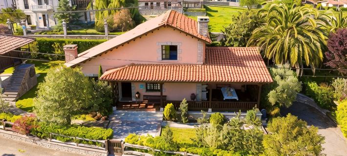 OFFER gift sella descent for stays from 7 to 11 September Hotéis em Llanes