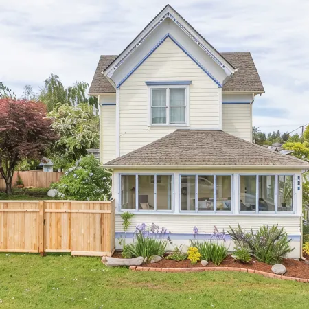 Stunning Large Apartment in the Heart of Port Townsend!