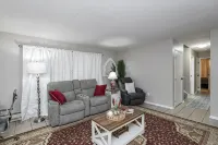 Discounted Oasis, 2 Bedroom Lower-Level Duplex 5 Minutes to Mayo Clinic! - Condos