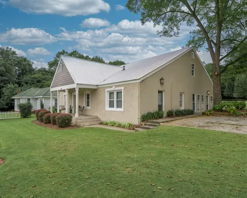 Monroe property near Antiques and Football Hotels in Monroe