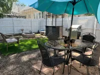 The Palace Cottage w/private Hot tub