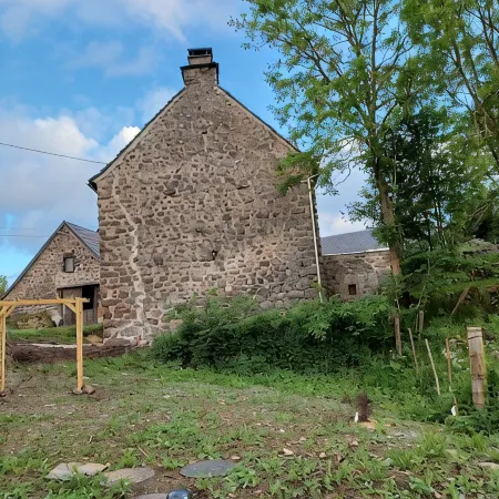 Maison Restaurée: "lou Cantou des Randonneurs", Proche de Sentiers de Randonnées