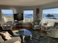 Ocean's Edge-Ocean front home!!!! - Beach