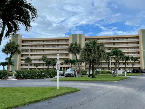 Ocean view oasis