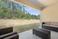 Charming 4-bedroom house with WiFi and AC in pleasant Spring Hill