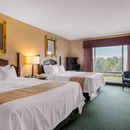 Precious Hotel