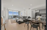 Sea Dunes Luxury Apartment - 10 steps to the beach - Parkplatz
