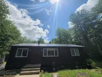 Quiet and located close to the ocean  2 bedroom 2 bath home - Wifi