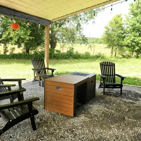 Shipping Container-6 Min to the Lake-Angler & Stargazer Getaway + Boat Parking